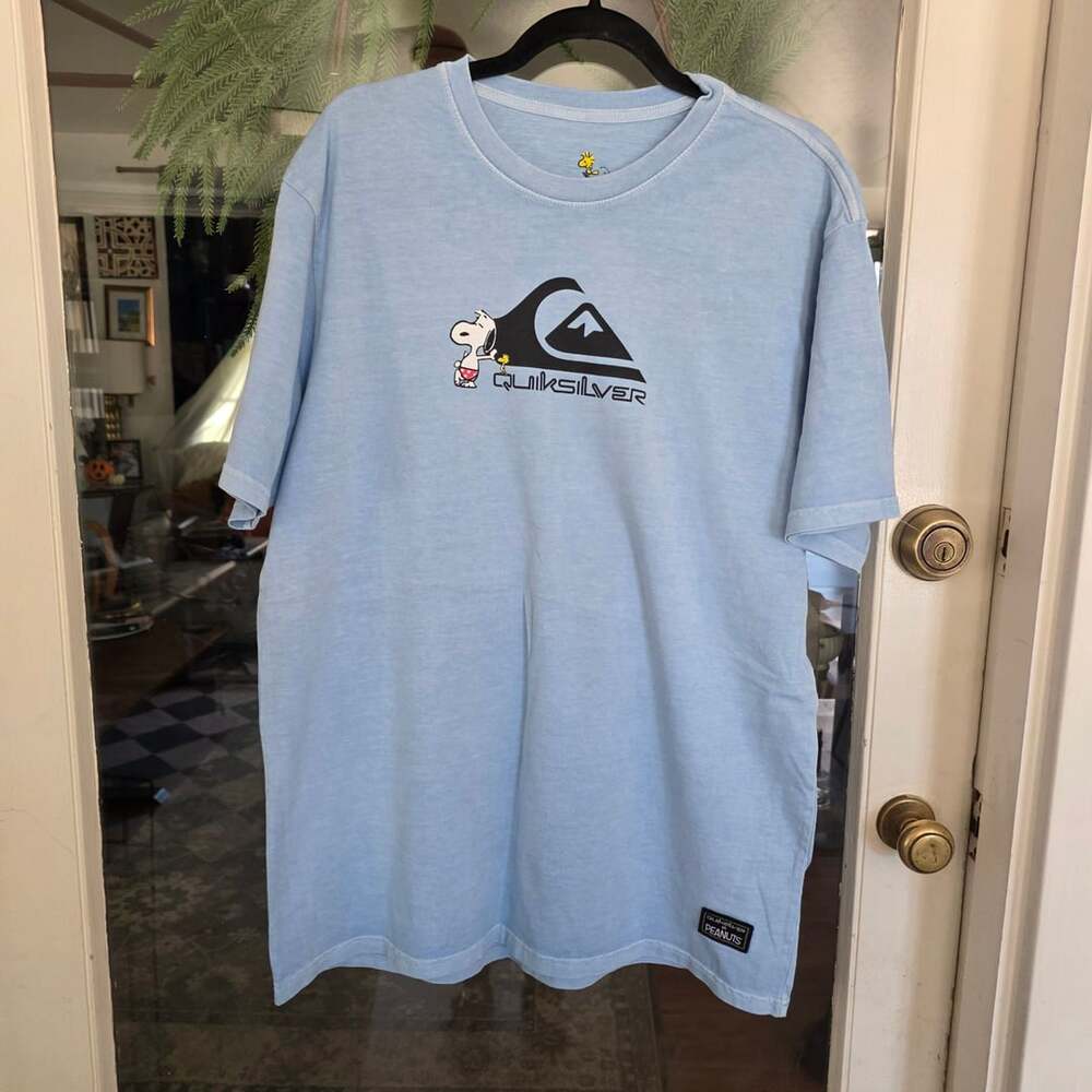 Quiksilver X Peanuts Snoopy T-Shirt Size XL Light Blue Graphic Tee